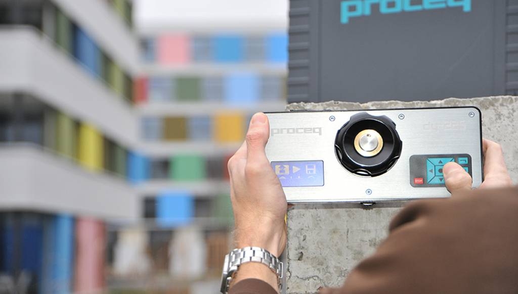 Fully-automated-pull-off-adhesion-testers-for-concrete-strength-testing